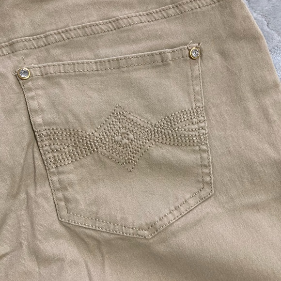 NWTS Tan Shorts - Picture 6 of 14